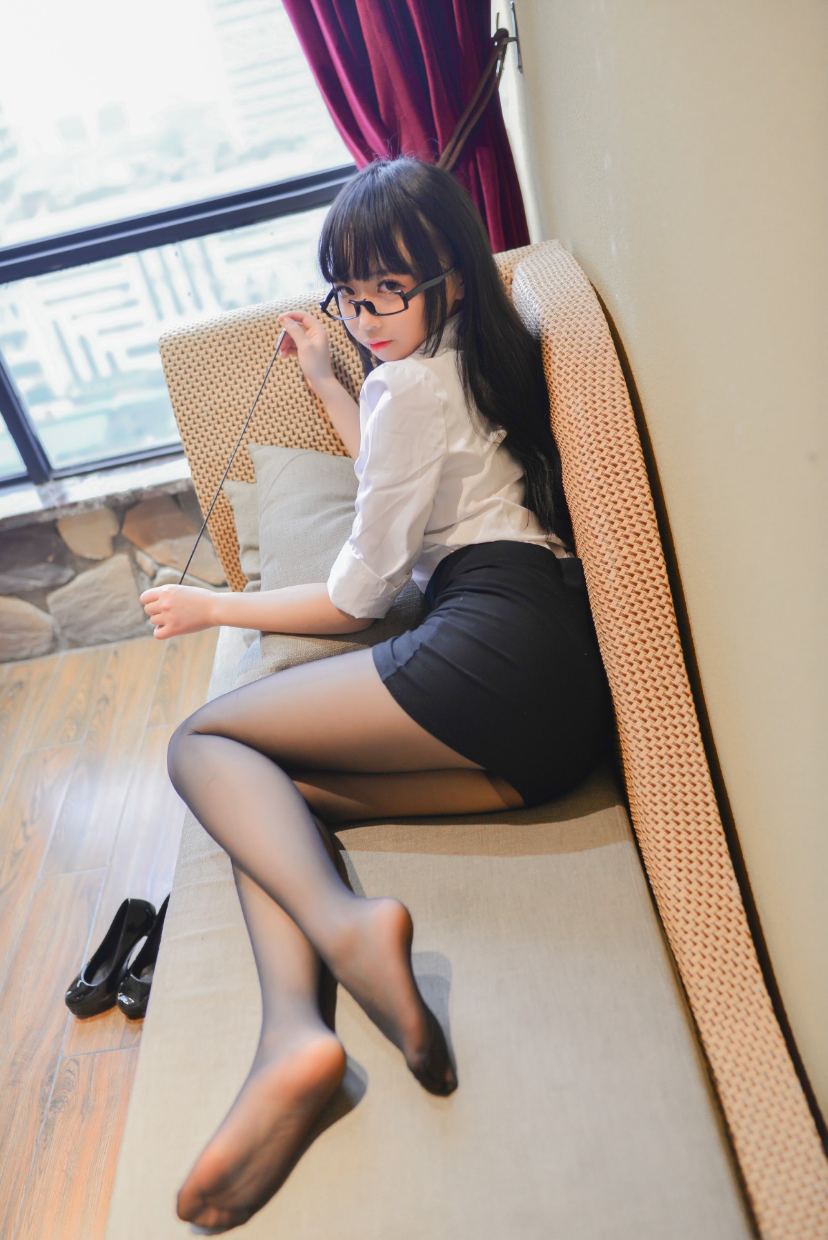 [Cosplay]雪琪 – 教师黑丝 – COSPLAY
