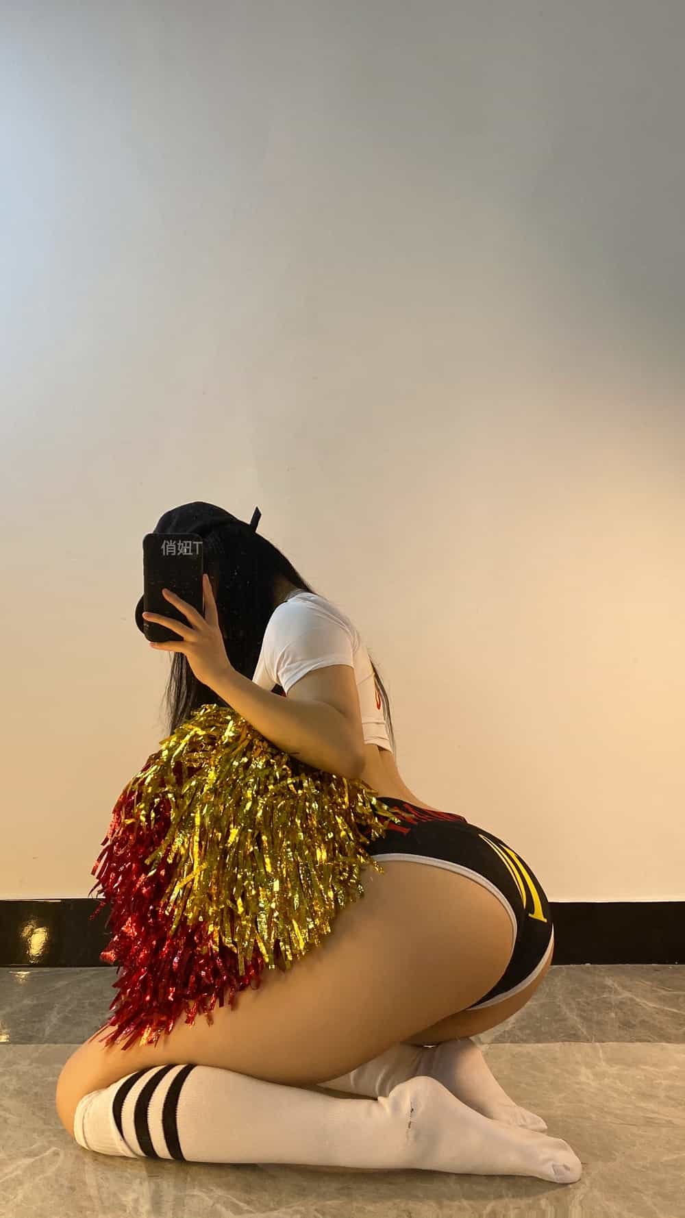 俏妞qiaoniuTT – 微密圈会员订阅系列合集