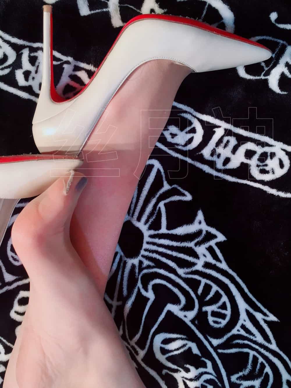 丝月神 – 朋友圈收费系列合集