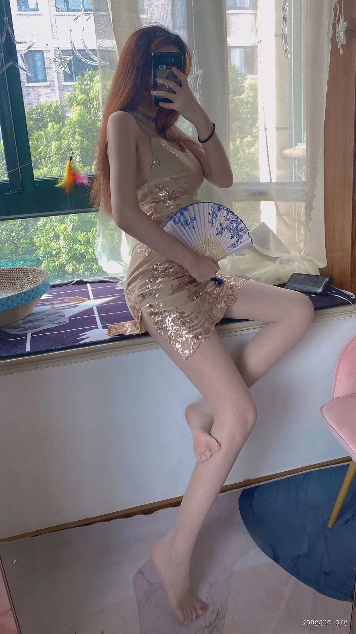 提袜少女 – 朋友圈收费系列套图&amp;视频