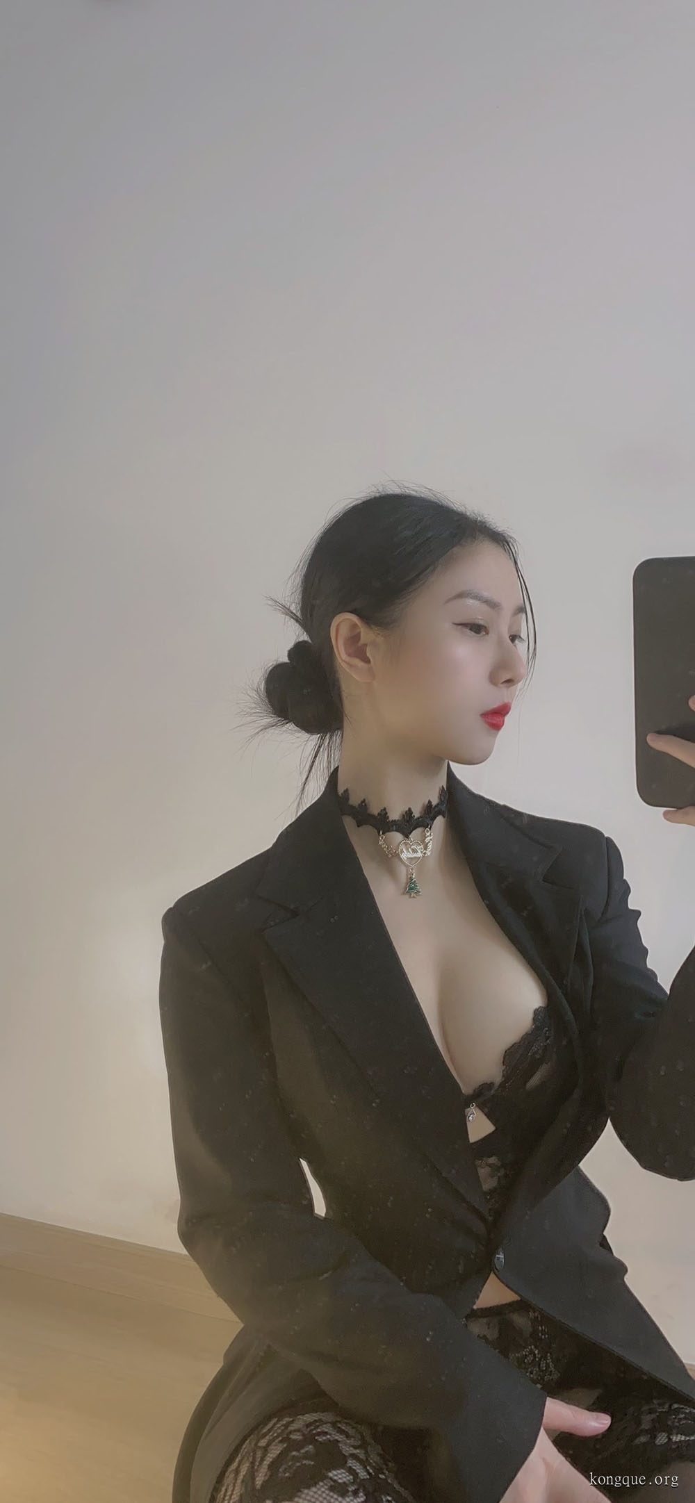 俏妞qiaoniuTT – 微密圈会员订阅系列套图&amp;视频[129套-2024.8]